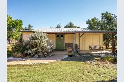 483 E Grand Oaks Drive, Harper, TX 78631 - Photo 8