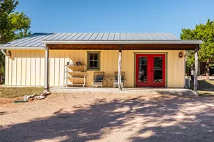 483 E Grand Oaks Dr, Harper, TX 78631 - Photo 10