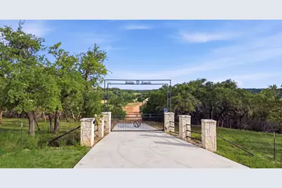 271 Rollin N Ranch Rd Road, Blanco, TX 78606 - Photo 1