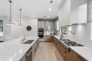 6203 Shoalwood Ave, Austin, TX 78757 - Photo 16