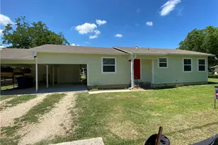 102 E Live Oak St, Hutto, TX 78634 - Photo 14