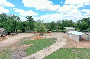 1032 Co Rd 340, Burnet, TX 78611 - Photo 30