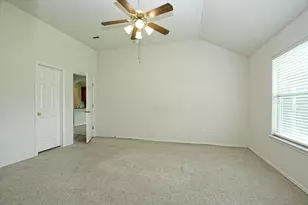 319 Lone Star Blvd, Hutto, TX 78634 - Photo 4