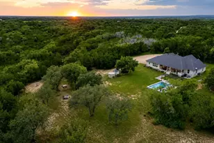 335 Turkey Tree Rd, Spicewood, TX 78669 - Photo 38