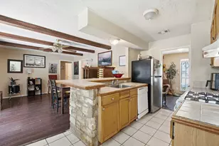 3103 Catalina Dr, Austin, TX 78741 - Photo 10
