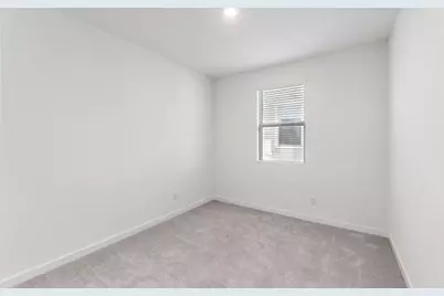 203 Green Berets Bend, Jarrell, TX 76537 - Photo 16