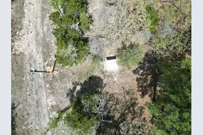 801 Marlin Street, McDade, TX 78650 - Photo 4