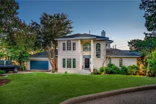 1306 Arronimink Cir, Austin, TX 78746 - Photo 1