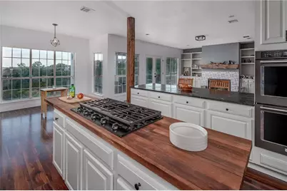 1306 Arronimink Circle, Austin, TX 78746 - Photo 4