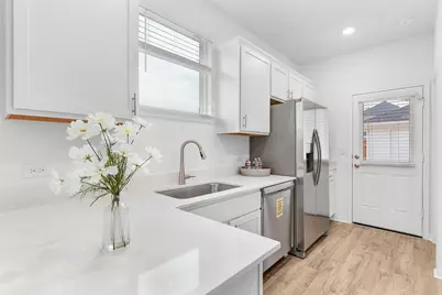 2524 Ophelia Levi Lane, Round Rock, TX 78665 - Photo 18