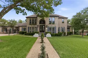17 Hedgebrook Way, The Hills, TX 78738 - Photo 1