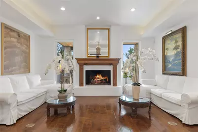 17 Hedgebrook Way, The Hills, TX 78738 - Photo 2