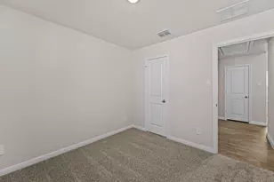 125 Raymondville Path, San Marcos, TX 78666 - Photo 10