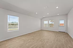 125 Raymondville Path, San Marcos, TX 78666 - Photo 14