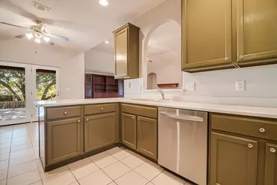 216 Meadow Brook Drive, Fredericksburg, TX 78624 - Photo 10