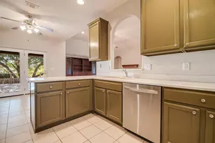 216 Meadow Brook Dr, Fredericksburg, TX 78624 - Photo 10