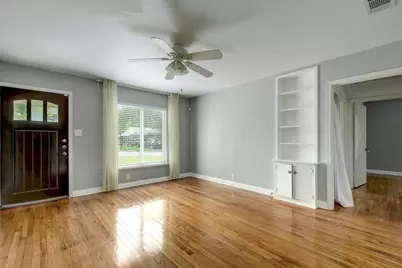 907 E 56th Street, Austin, TX 78751 - Photo 4