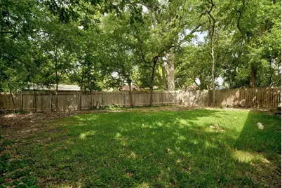 907 E 56th Street, Austin, TX 78751 - Photo 20