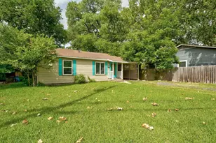 907 E 56th St, Austin, TX 78751 - Photo 2