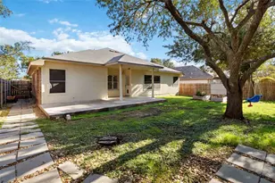 1320 Lochaline Loop, Pflugerville, TX 78660 - Photo 32