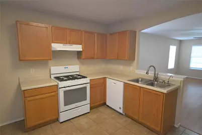 200 Lombard Drive, Leander, TX 78641 - Photo 2