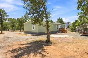 1039 Trailside Dr, Elgin, TX 78621 - Photo 20