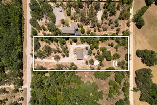 1039 Trailside Dr, Elgin, TX 78621 - Photo 22