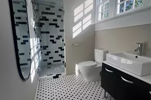 305 Moore Blvd, Austin, TX 78705 - Photo 24