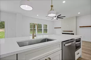 191 Heleakala Dr, Bastrop, TX 78602 - Photo 10
