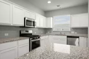 14001 Heywood Dr, Pflugerville, TX 78660 - Photo 6