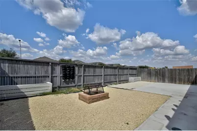 2060 Meadow Pipit Drive, New Braunfels, TX 78130 - Photo 22