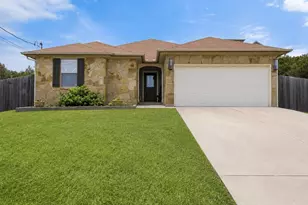 714 Newport Dr, Briarcliff, TX 78669 - Photo 1