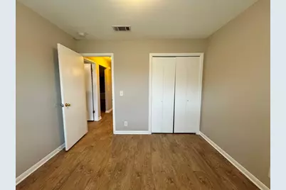 219 Crystal Knoll Boulevard, Georgetown, TX 78626 - Photo 18