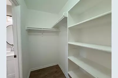 219 Crystal Knoll Boulevard, Georgetown, TX 78626 - Photo 14