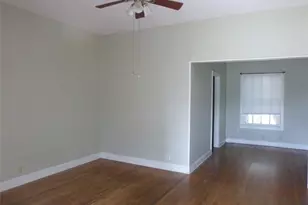 218 W 51st St, Austin, TX 78751 - Photo 12