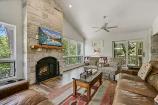 201 Sundown Ln, Wimberley, TX 78676 - Photo 12