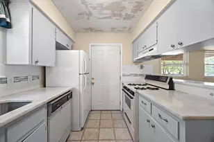 9713 Dallum Dr, Austin, TX 78753 - Photo 14