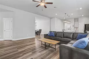 132 Birkshire Dr, Georgetown, TX 78626 - Photo 8