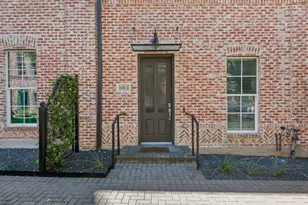 1301 Town Creek Dr, Austin, TX 78741 - Photo 2