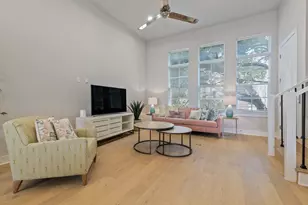 1301 Town Creek Dr, Austin, TX 78741 - Photo 16