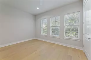 1301 Town Creek Dr, Austin, TX 78741 - Photo 20