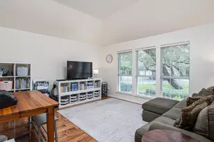 11042 Crossland Dr, Austin, TX 78726 - Photo 4