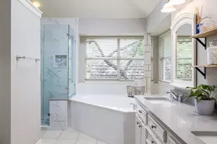 11042 Crossland Dr, Austin, TX 78726 - Photo 14