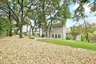 1111 E Riverside Dr, Austin, TX 78704 - Photo 24