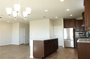 10205 Forest Grove Dr, Austin, TX 78747 - Photo 4