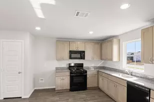 117 Summer Dr, Elgin, TX 78621 - Photo 22