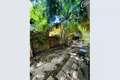 615 W 31st Street #A, Austin, TX 78705 - Photo 28