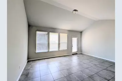 11000 Bruneau Trail, Austin, TX 78754 - Photo 8