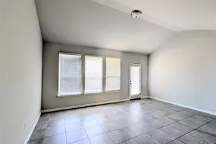 11000 Bruneau Trail, Austin, TX 78754 - Photo 8