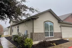 711 Rolling Oak Dr, Round Rock, TX 78664 - Photo 4